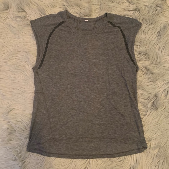 Lululemon muscle t shirt - Picture 1 of 4